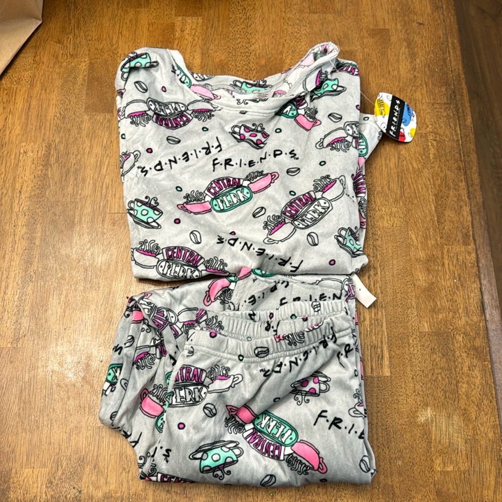 Friends Pajama Set NWT